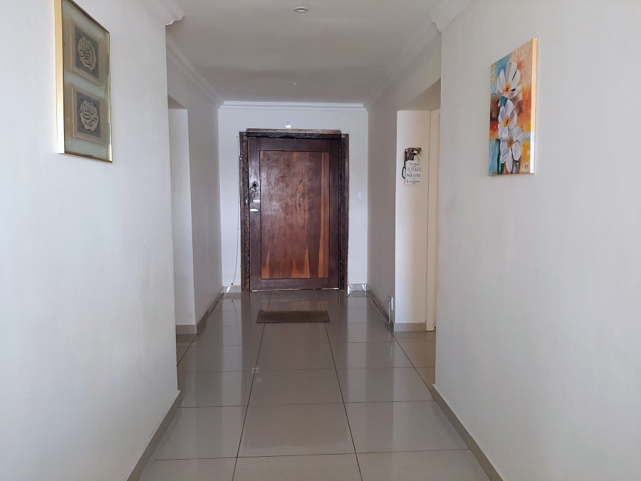 6 Bedroom Property for Sale in Kosmos North West